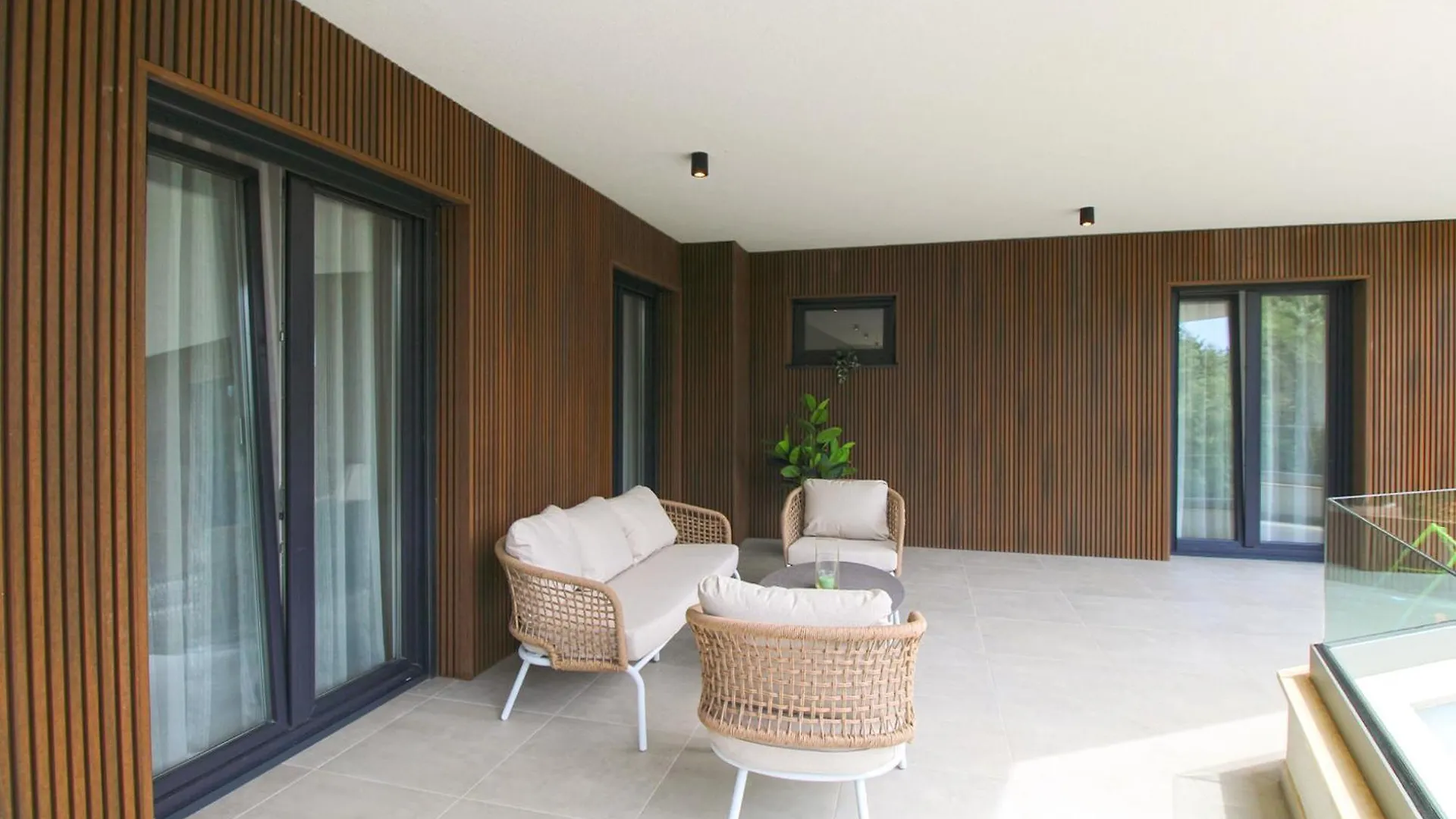 Villa Sisan 2344