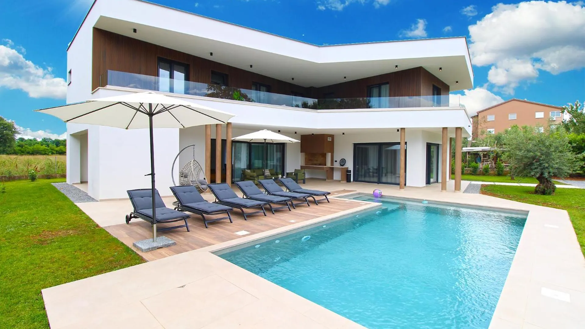 Villa Sisan 2344