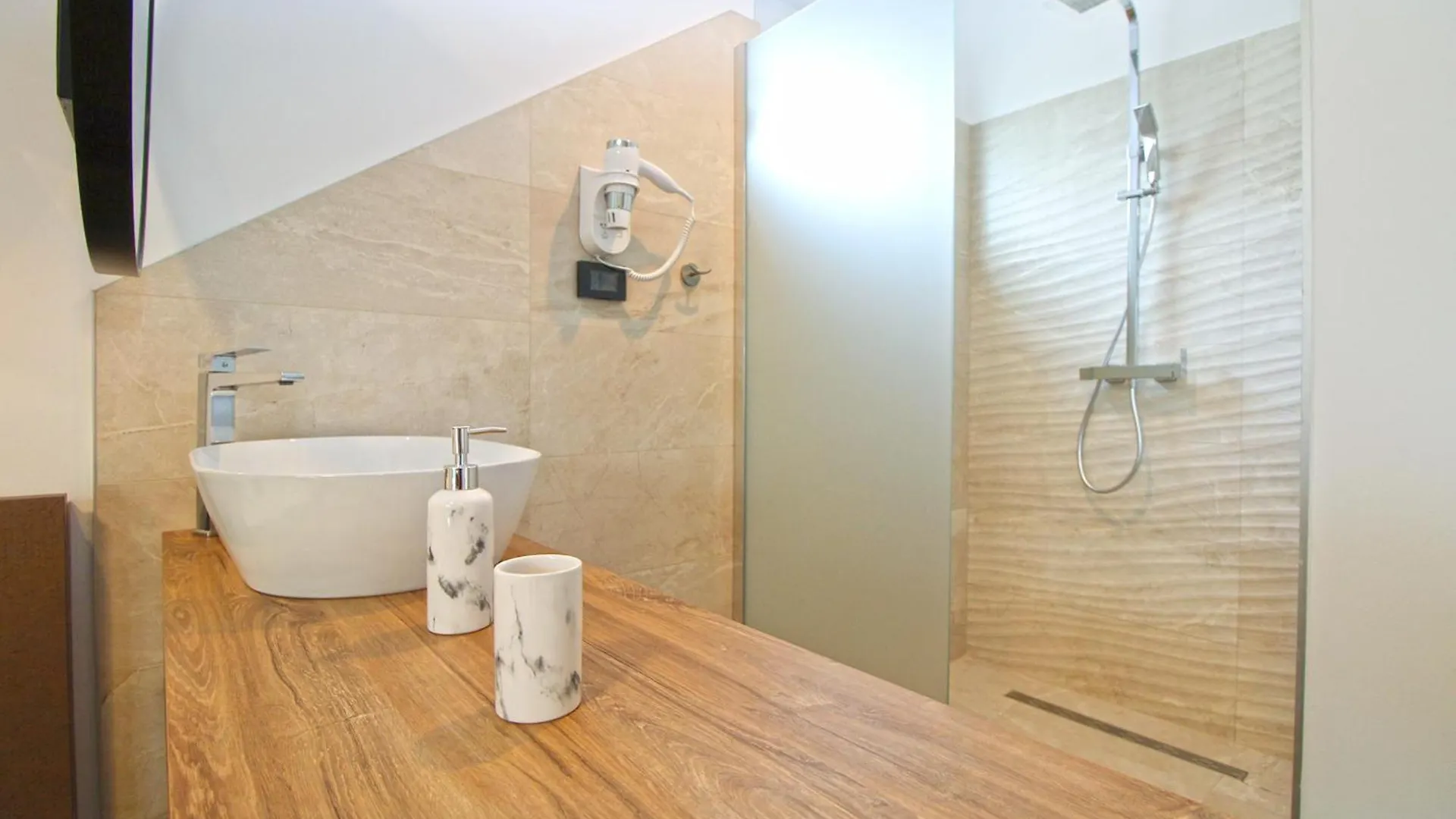 Villa Sisan 2344
